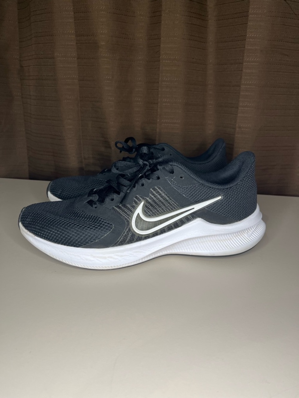 Nike Black & White Mesh Running Sneakers